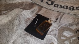 Zeige Details für Set2: Badetuch – Triple bestickt und Eau de Parfum „Erotica“, 50ml Bild von Set2: Badetuch – Triple bestickt und Eau de Parfum „Erotica“, 50ml